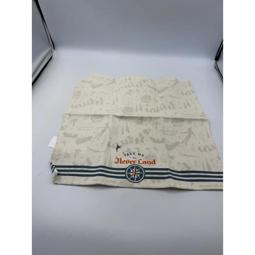 Disney Parks Peter Pan Neverland Cloth Dinner Napkins Set 4 NWT Table Linens